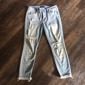 Abercrombie and fitch ripped ankle crop jeans